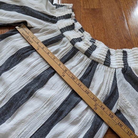 L SPACE Izzy cover up swim small - Picture 10 of 16